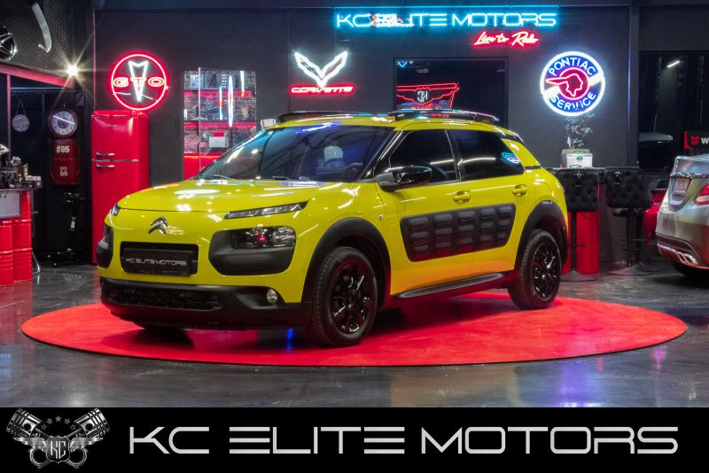 Φωτογραφία από Citroen C4 Cactus 2015 BLUEHDI 100 STOP&START SHINE PANORAMA EDITION!